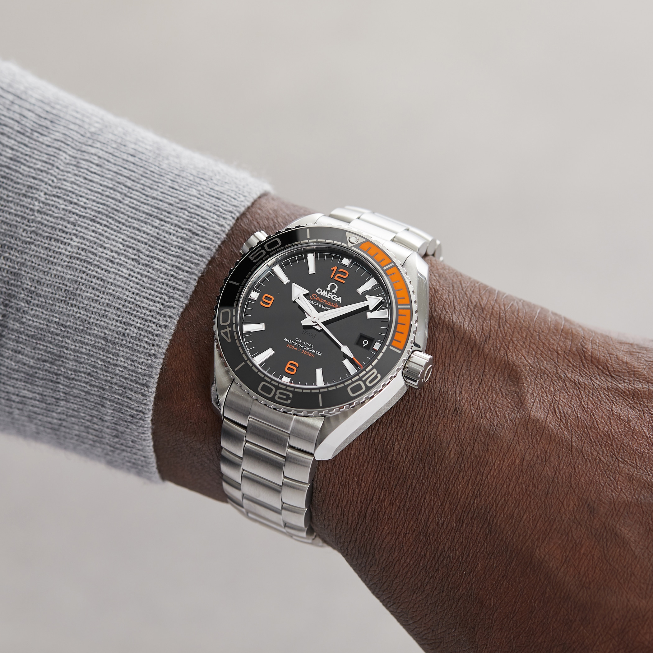 Omega Seamaster Planet Ocean 600M Mens 43.5mm Automatic Co-Axial Divers Watch Omega Seamaster Planet Ocean 600M Mens 43.5mm Automatic Co-Axial Divers Watch