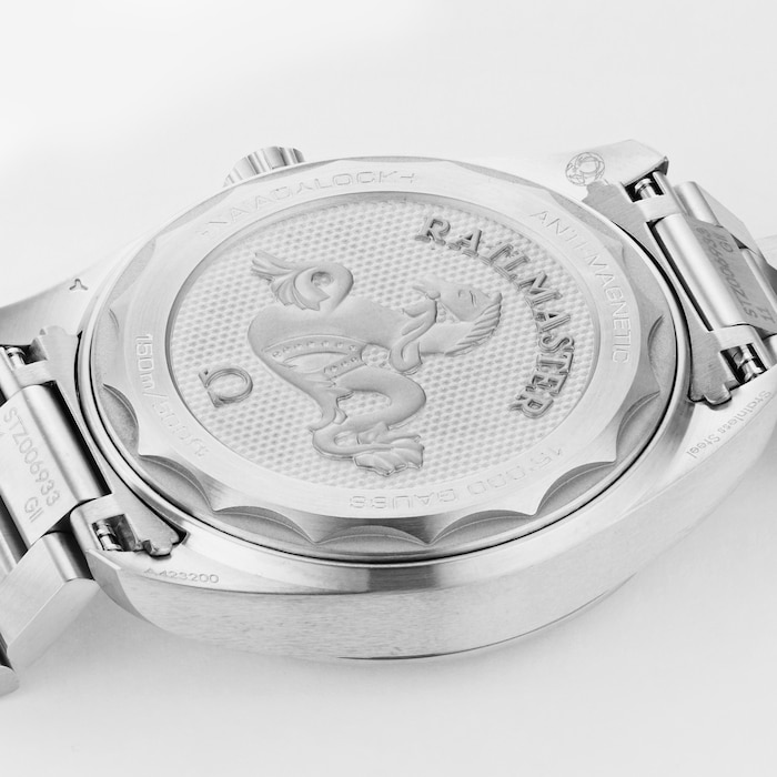 Omega Seamaster Railmaster Mens 40mm Co-Axial Master Chronometer Bracelet Watch