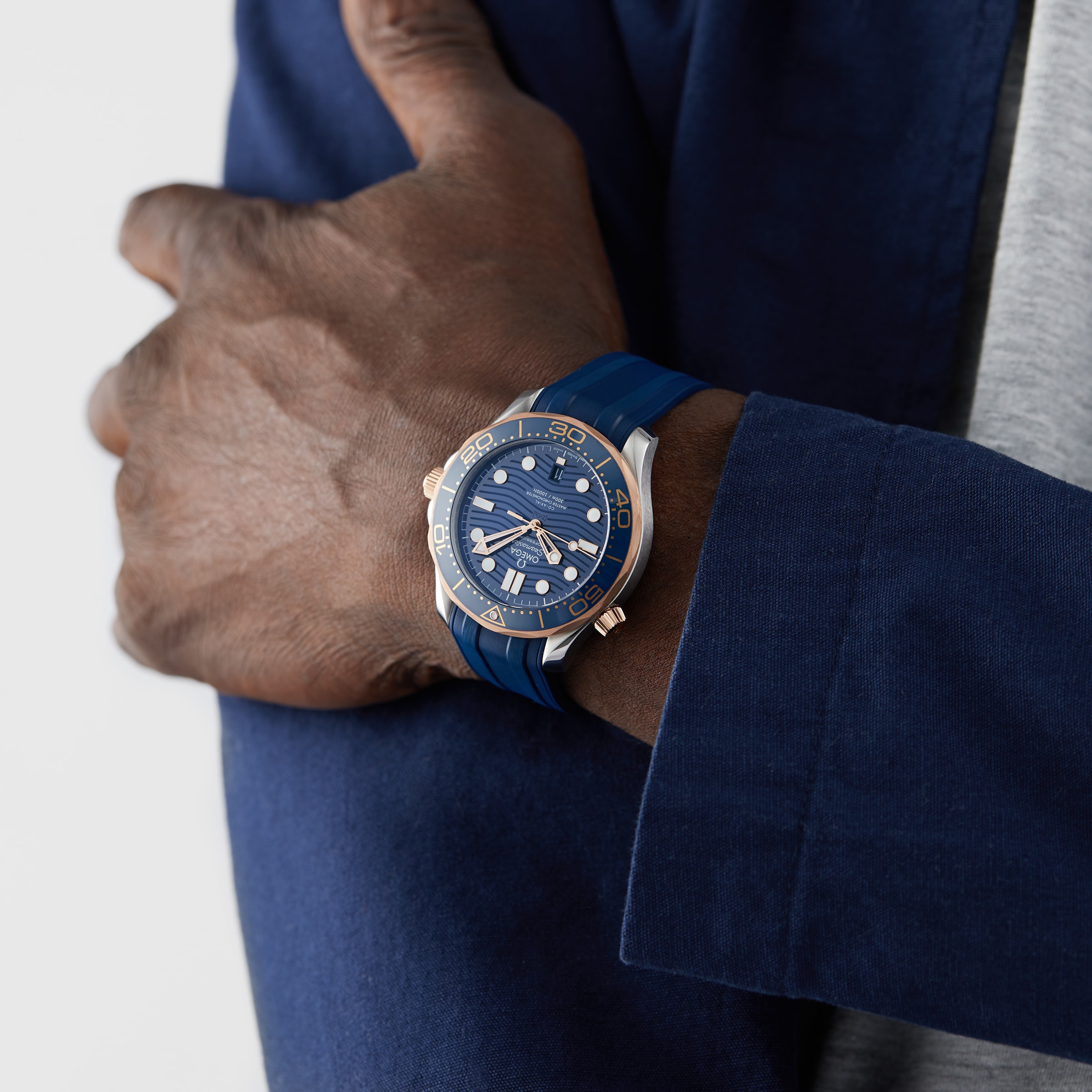 Omega seamaster blue on sale rubber