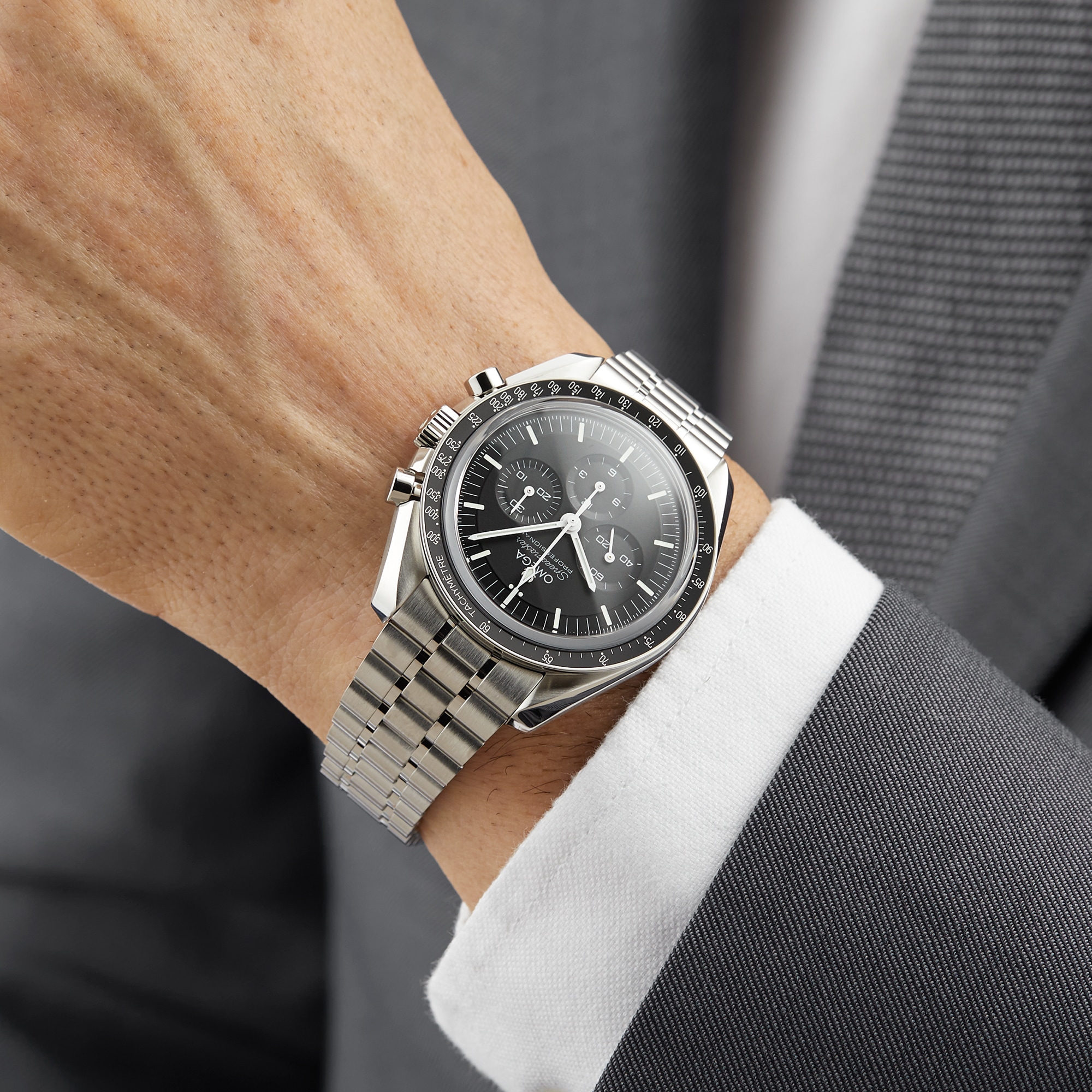 Omega New 2021 Speedmaster Moonwatch Professional Co-Axial Master Chronometer 42mm Mens