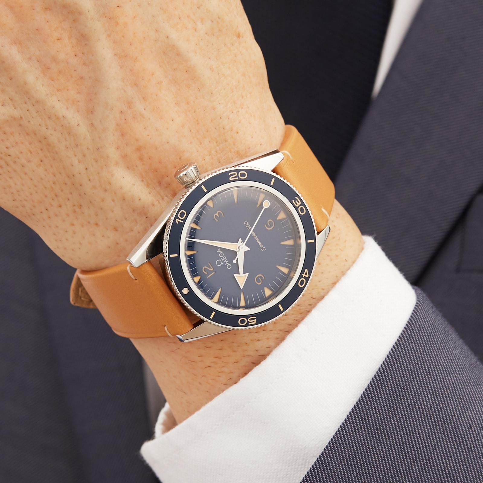 Omega Seamaster 300 Co-Axial Master Chronometer 41mm Mens Watch