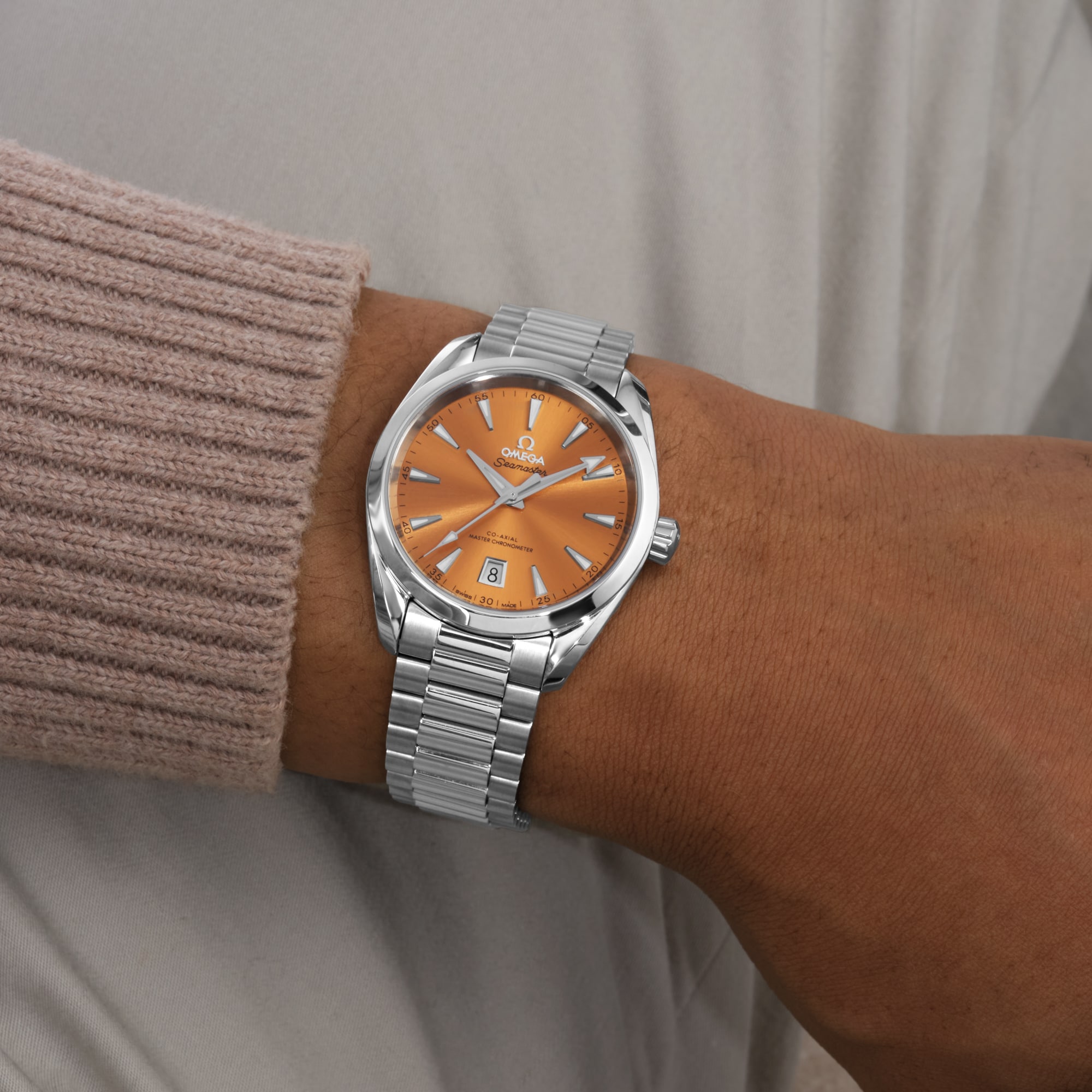 Omega Seamaster Aqua Terra 150m Co-Axial Master Chronometer 38mm Unisex Watch Yellow Omega Seamaster Aqua Terra 150m Co-Axial Master Chronometer 38mm Unisex Watch Yellow