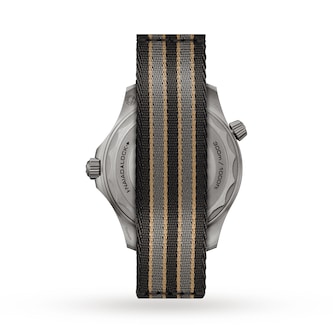 Omega Seamaster Diver 300m James Bond 007 2020 Edition Omega Seamaster Diver 300m James Bond 007 2020 Edition