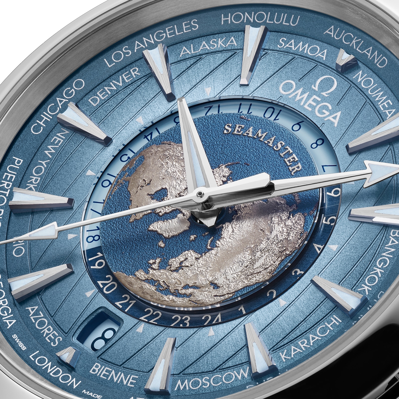 Omega Seamaster Aqua Terra 150M Co-Axial Master Chronometer Gmt Worldtimer 43mm Summer Blue