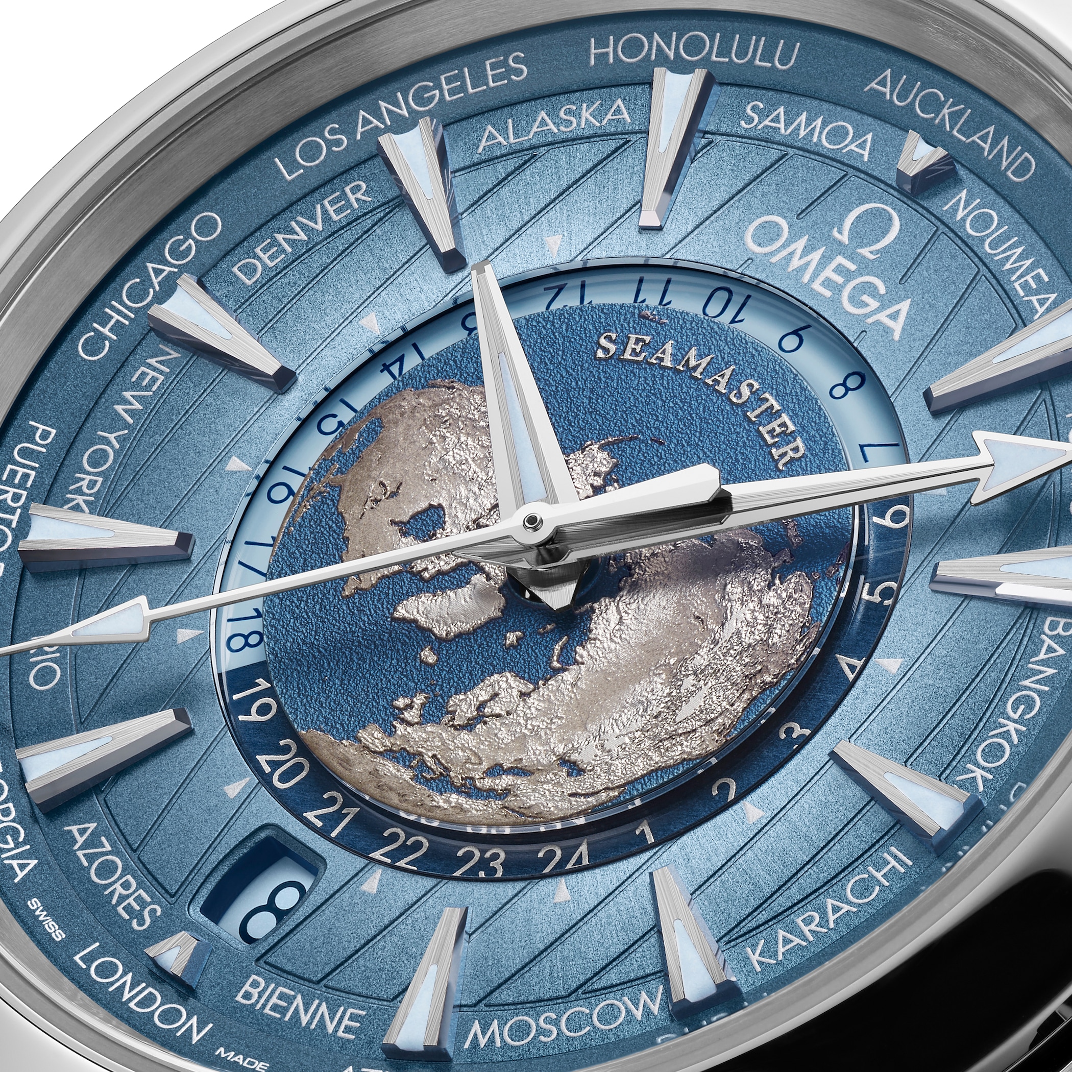Omega Seamaster Aqua Terra 150M Co-Axial Master Chronometer Gmt Worldtimer 43mm Summer Blue Omega Seamaster Aqua Terra 150M Co-Axial Master Chronometer Gmt Worldtimer 43mm Summer Blue