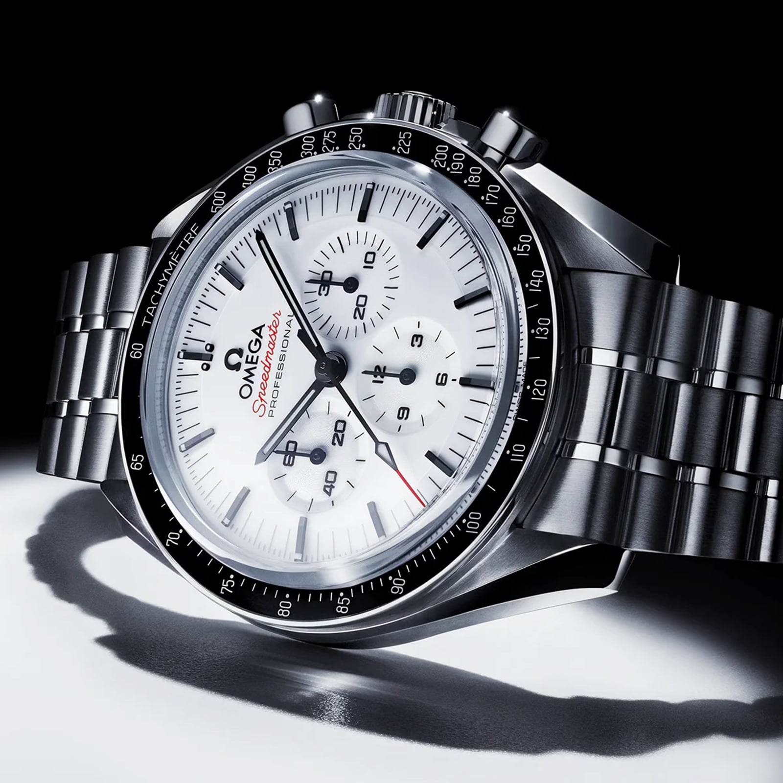 Omega Speedmaster Moonwatch Professional 42mm Mens Watch White Omega Speedmaster Moonwatch Professional 42mm Mens Watch White