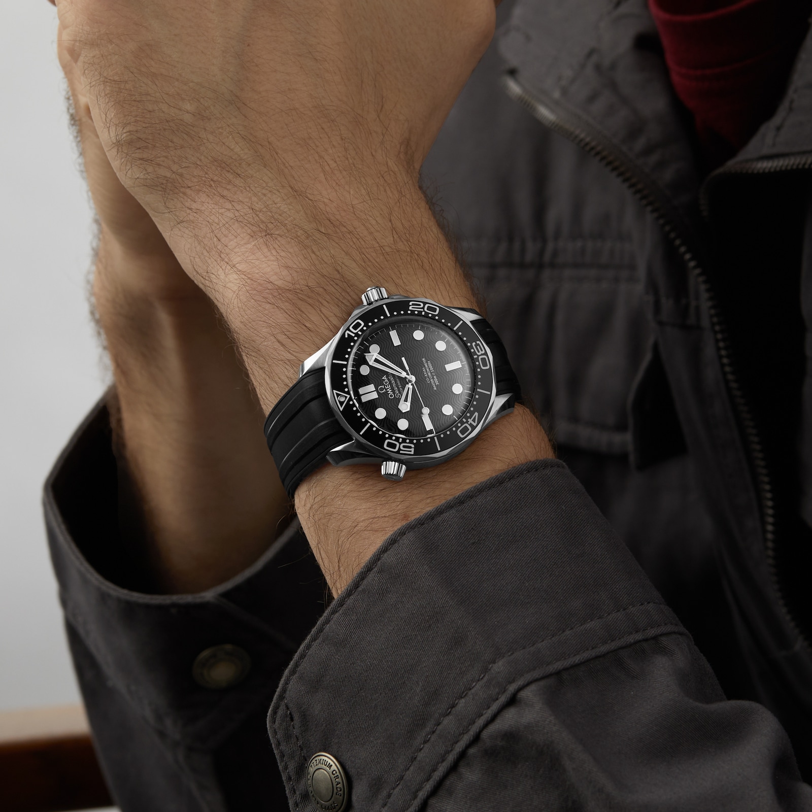 Omega Seamaster Diver 300M Black Dial 42mm Automatic Mens Watch