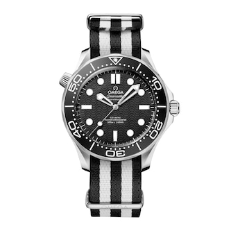 Omega Seamaster Diver 300M 42mm Mens Watch Black