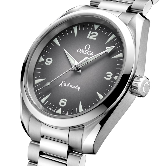 Omega Seamaster Railmaster 38mm Mens Watch Grey