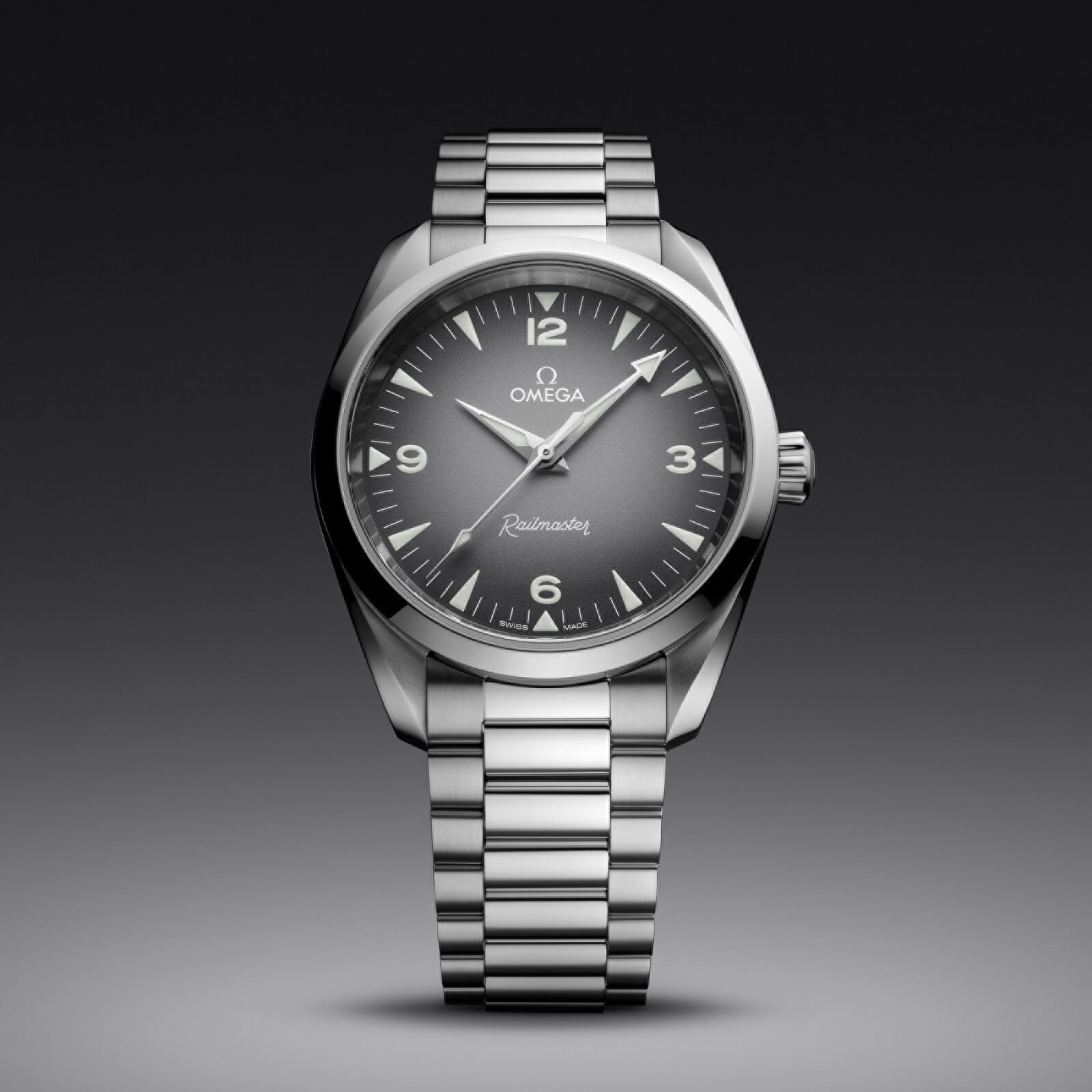 Omega Seamaster Railmaster 38mm Mens Watch Grey