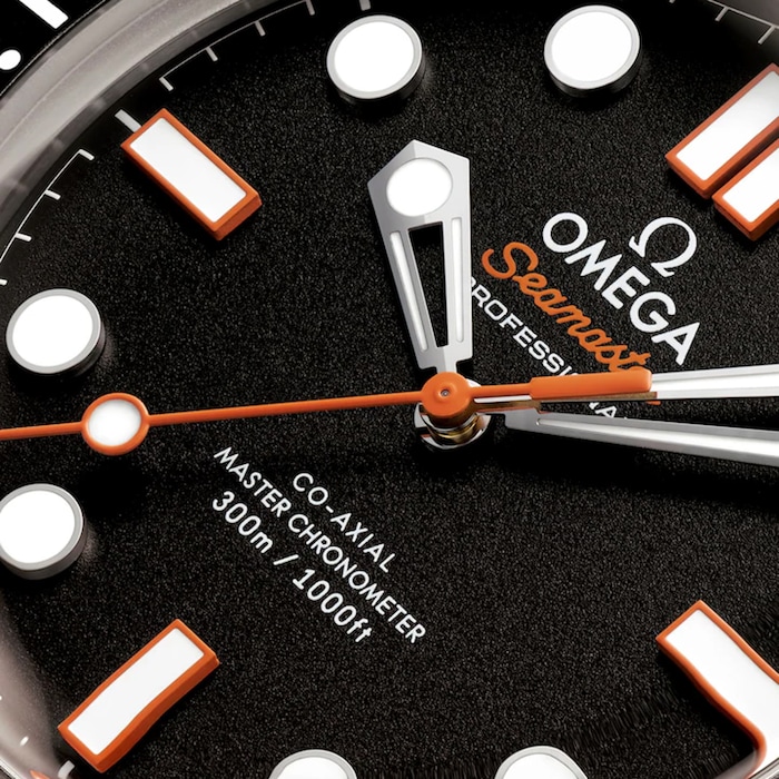 Omega Seamaster Diver 300 42mm Mens Watch Orange Rubber