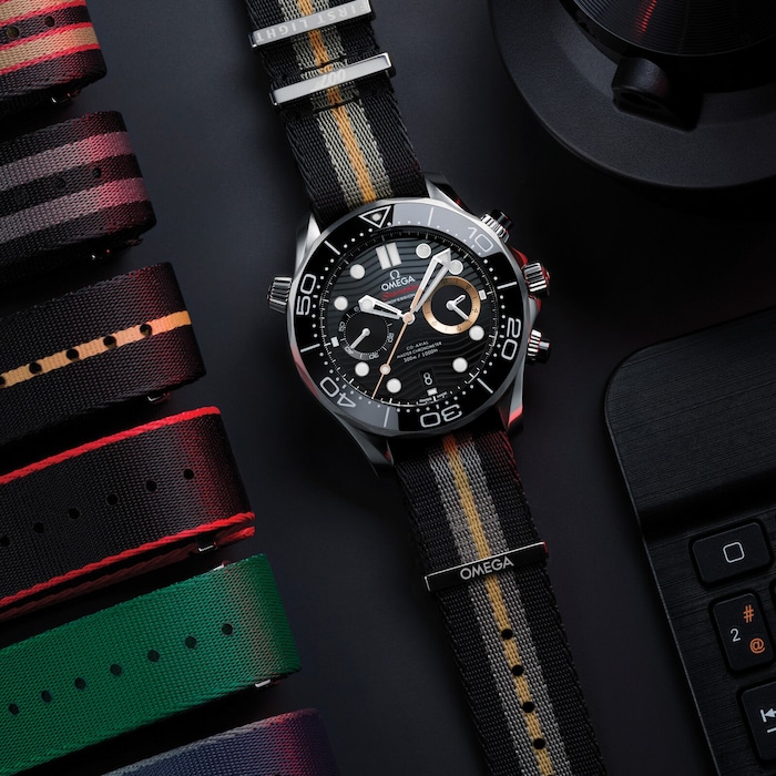 Omega Seamaster Diver 300M James Bond 007 First Light 44mm Mens Watch Black