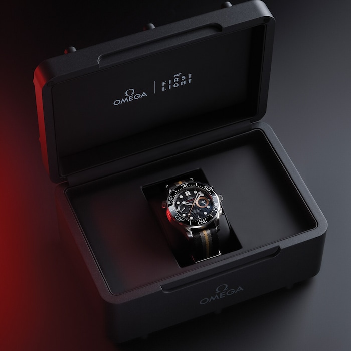 Omega Seamaster Diver 300M James Bond 007 First Light 44mm Mens Watch Black