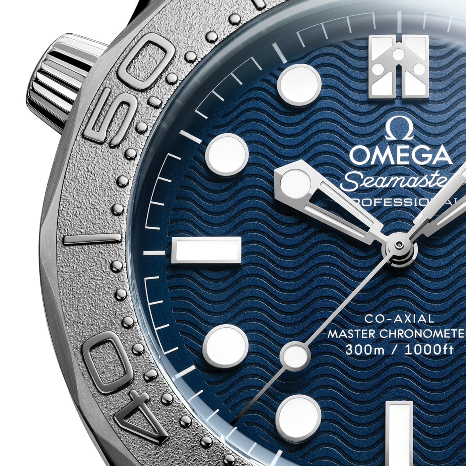 Omega Seamaster Diver 300m James Bond Edition 42mm Mens Watch Blue Dial