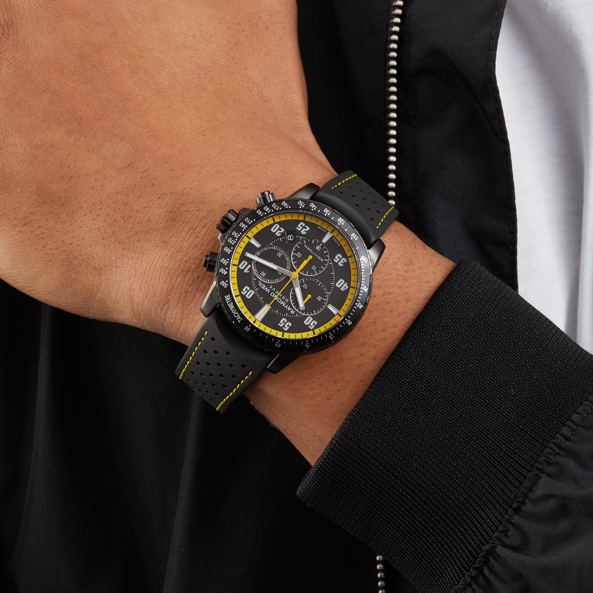 最新の激安 レイモンドウェイル メンズ ブレスレット バングル アンクレット アクセサリー Men's Swiss Chronograph Tango  Two Tone Stainless Steel Bracelet Watch 43mm Black