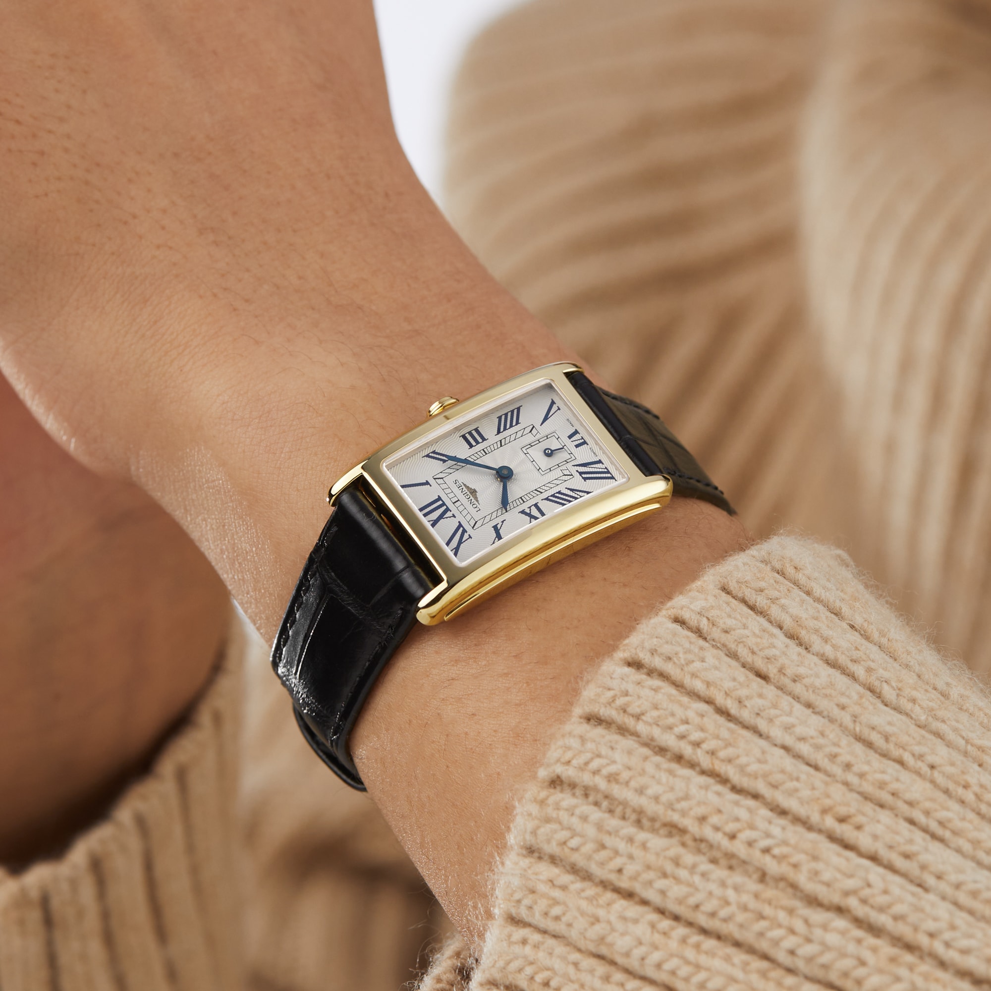 Longines DolceVita 23mm X 37mm Ladies Watch Silver Longines DolceVita 23mm X 37mm Ladies Watch Silver