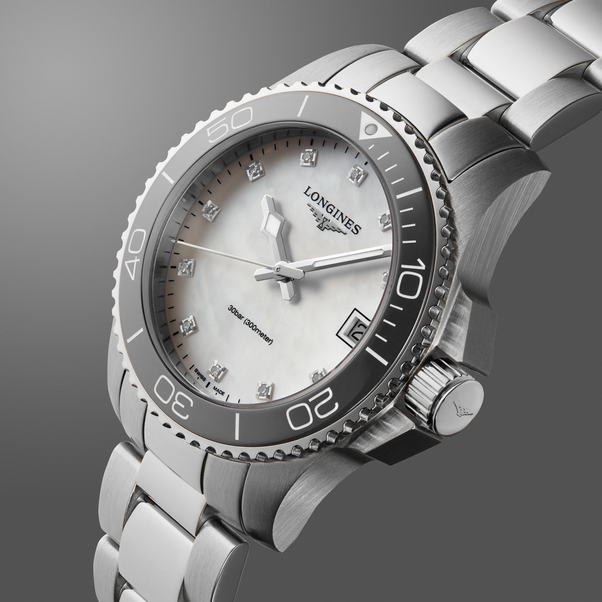 Longines HydroConquest 32mm Ladies Watch Mother Of Pearl Silver Exclusive to The Watches Of Switzerland Group Longines HydroConquest 32mm Ladies Watch Mother Of Pearl Silver Exclusive to The Watches Of Switzerland Group