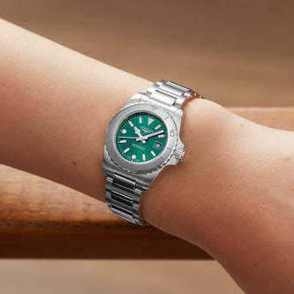 Longines Hydroconquest 30mm Quartz Ladies Watch Green Dial Stainless Steel Bracelet Longines Hydroconquest 30mm Quartz Ladies Watch Green Dial Stainless Steel Bracelet