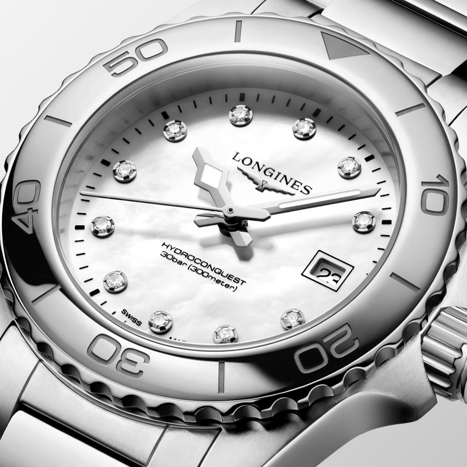 Longines Hydroconquest 30mm Quartz Ladies Watch Mother of Pearl Dial Stainless Steel Bracelet