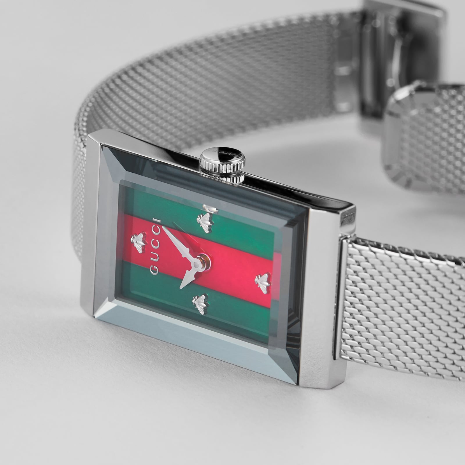 Gucci G-Frame watch, 21x34mm