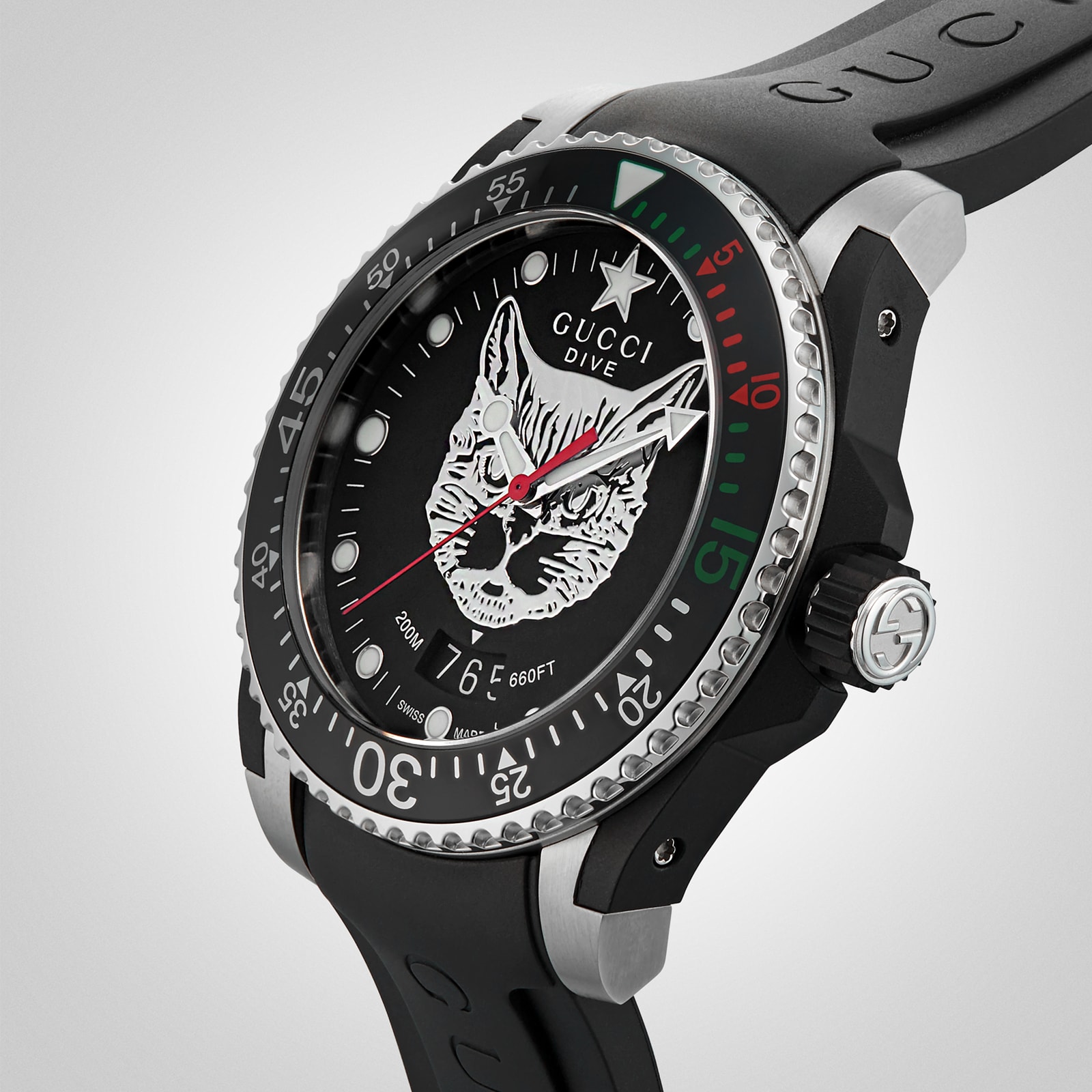 Gucci Dive 40mm Unisex Watch YA136320 | Watches Of Switzerland UK