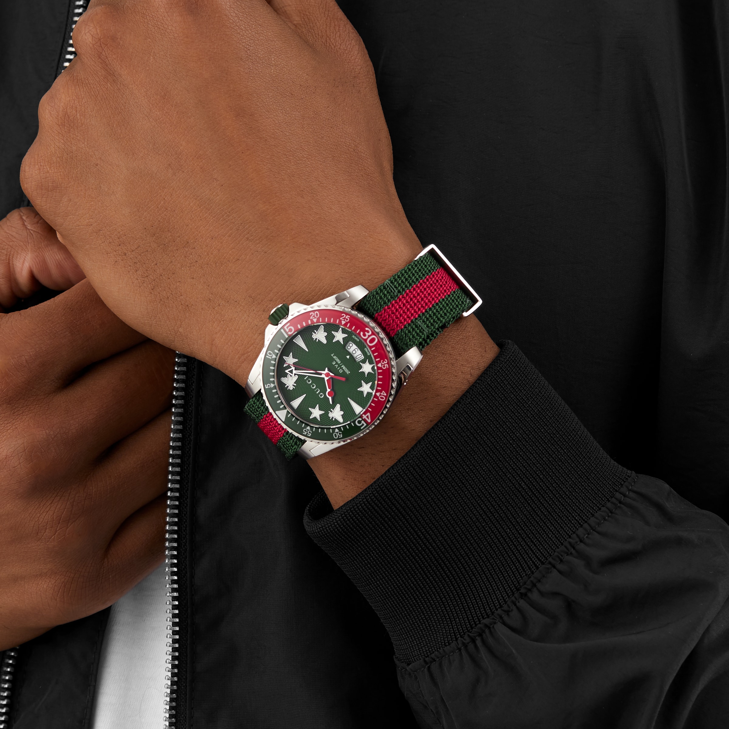 Gucci best sale diver watch