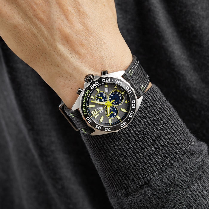 TAG Heuer Formula 1 Quartz Chronograph 43mm Mens Watch