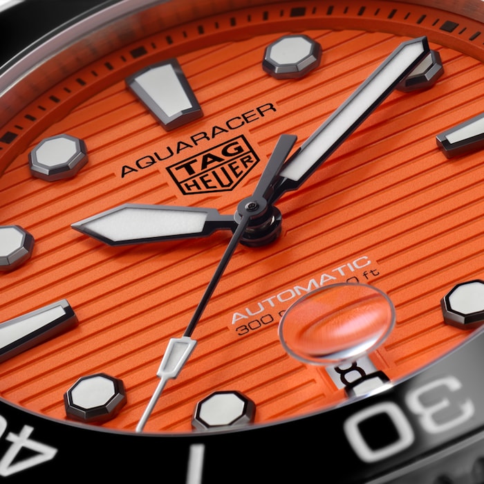 TAG Heuer Aquaracer Professional 300 43mm Orange Diver Mens Watch