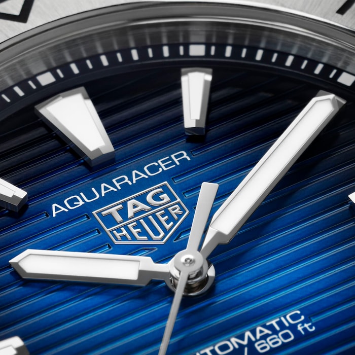 TAG Heuer Aquaracer Professional 200 40mm Mens Watch