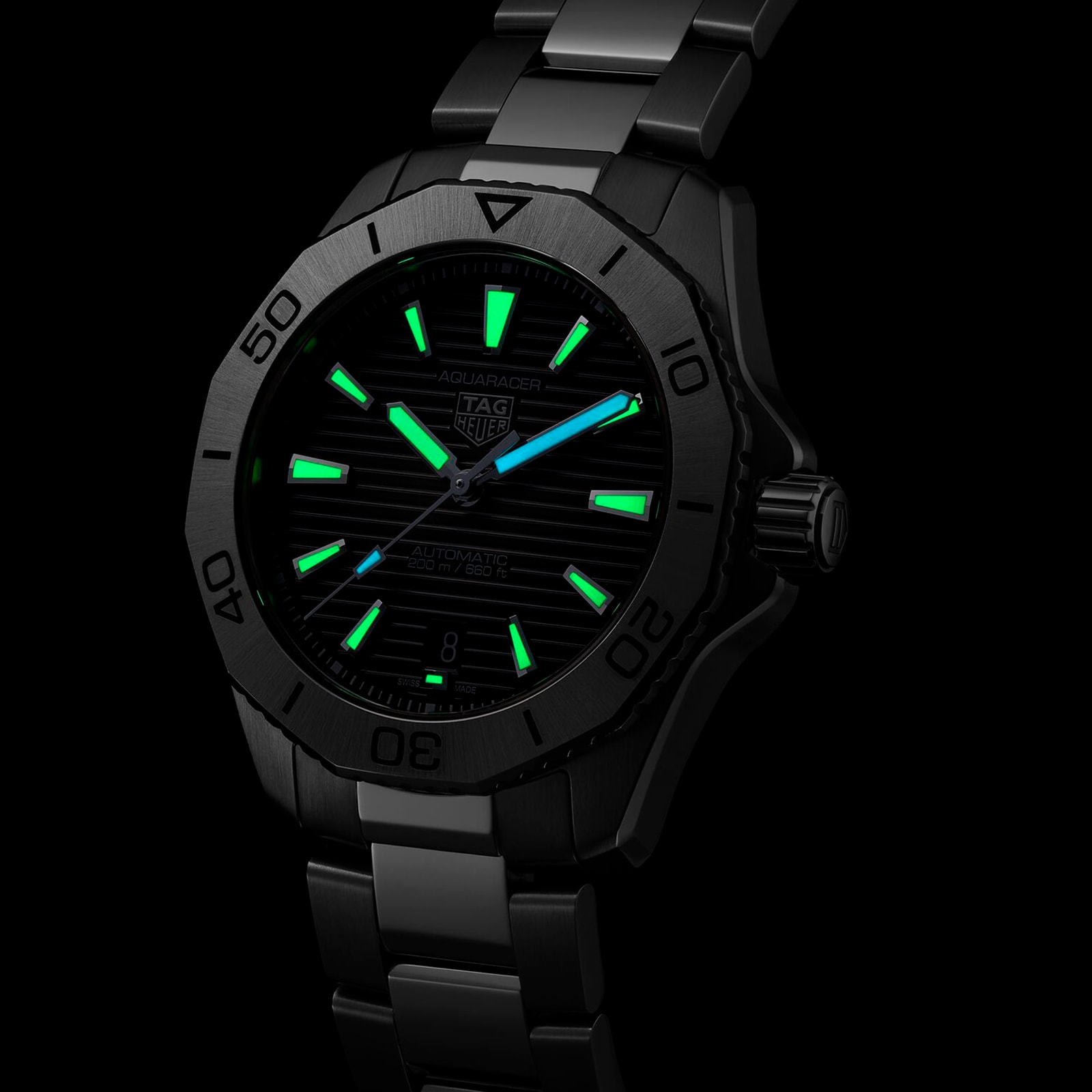TAG Heuer Aquaracer Professional 200 40mm Mens Watch TAG Heuer Aquaracer Professional 200 40mm Mens Watch