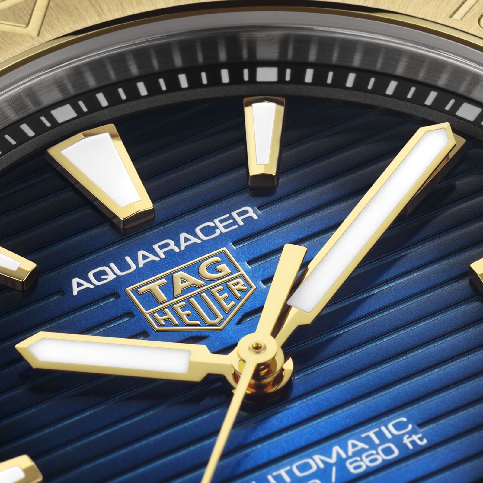 Tag heuer aquaracer blue on sale gold