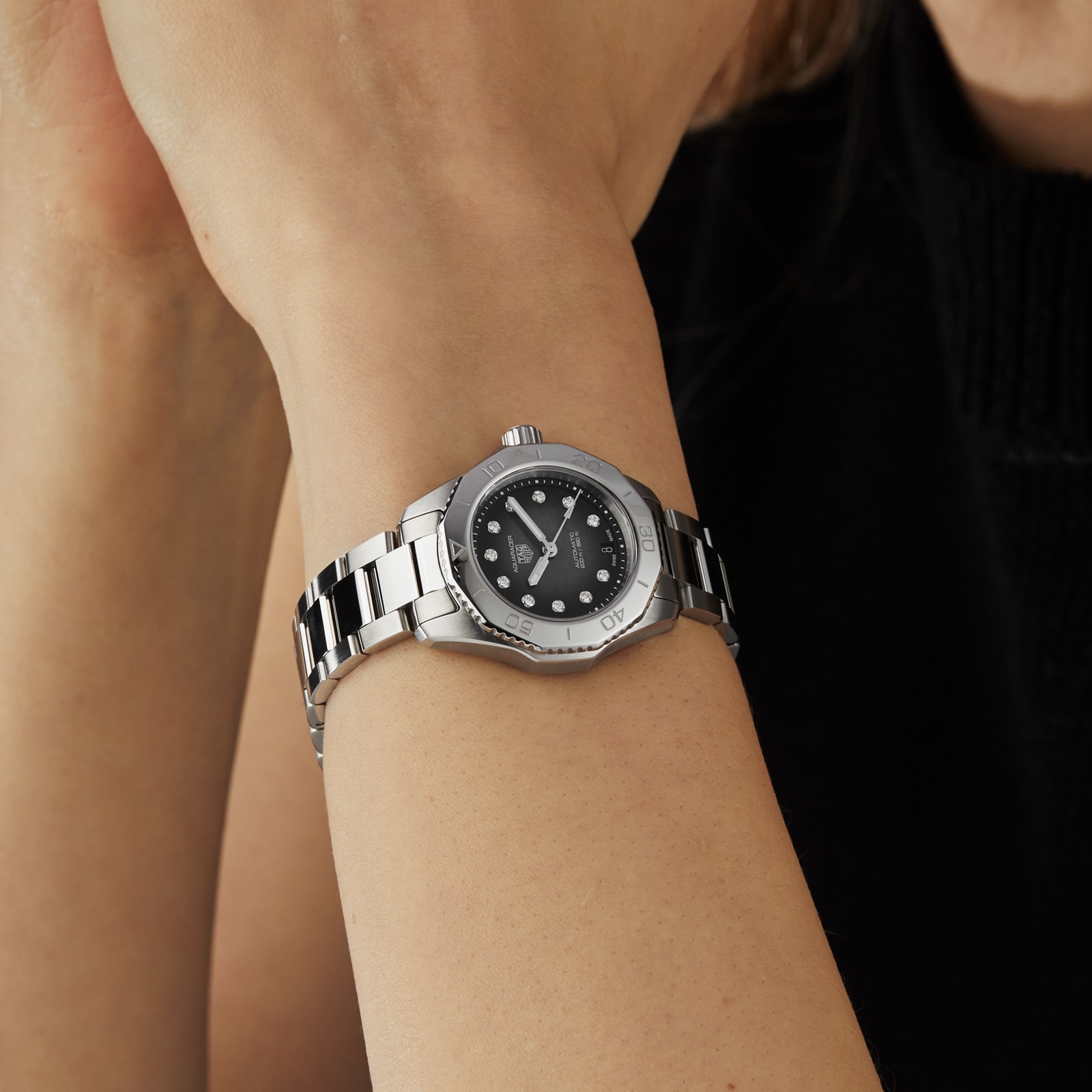 TAG Heuer Aquaracer Professional 200 30mm Ladies Watch TAG Heuer Aquaracer Professional 200 30mm Ladies Watch