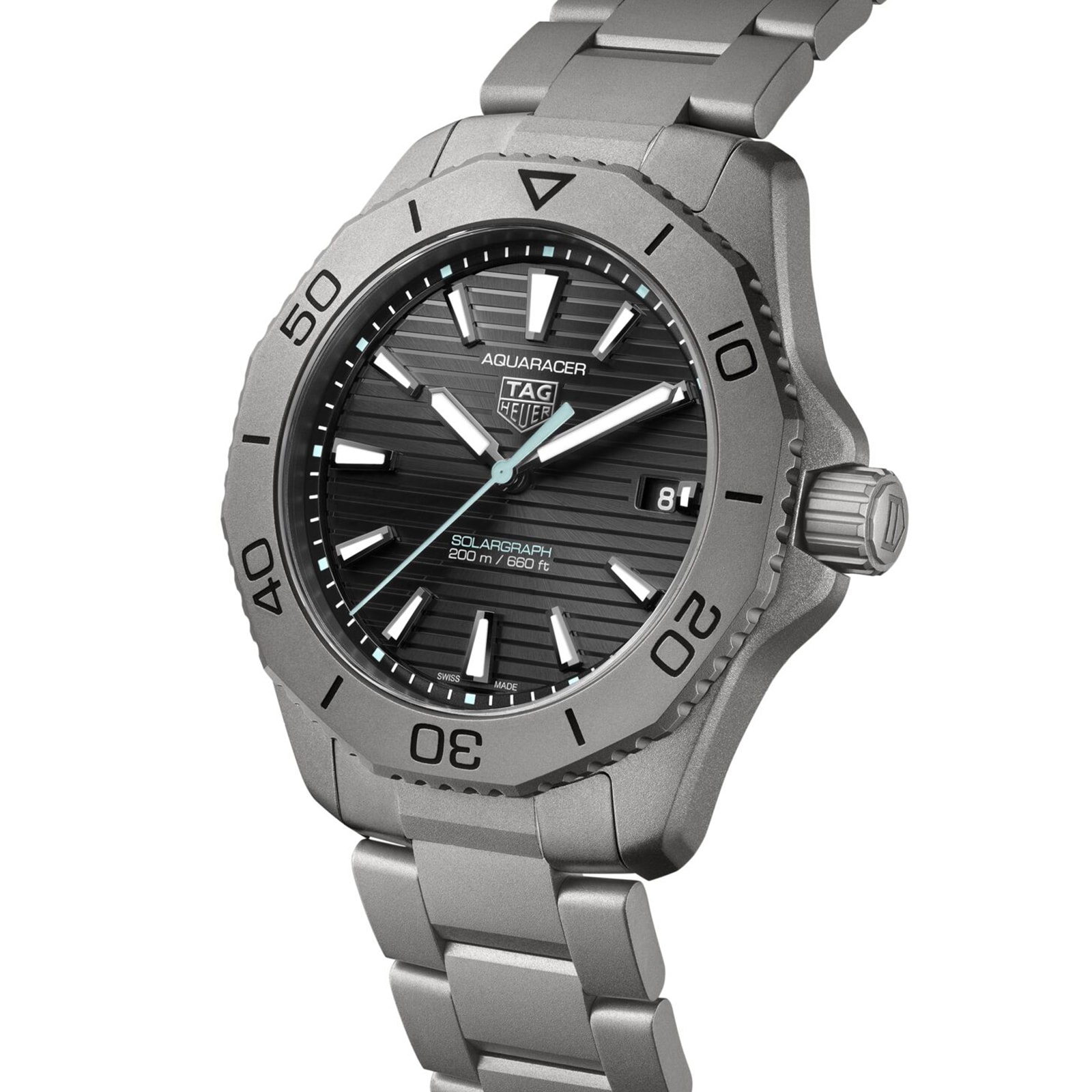 TAG Heuer Aquaracer Professional 200 Solargraph 40mm Mens Watch Titanium TAG Heuer Aquaracer Professional 200 Solargraph 40mm Mens Watch Titanium