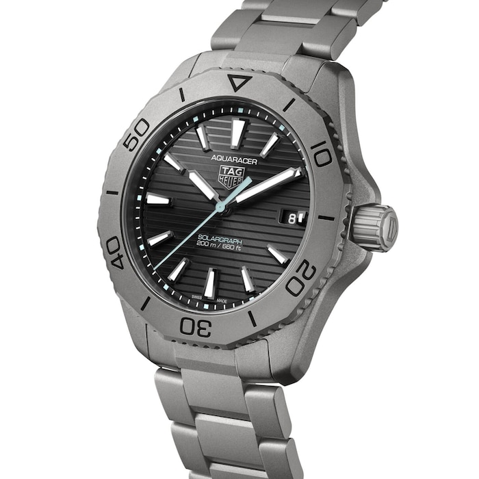 TAG Heuer Aquaracer Professional 200 Solargraph 40mm Mens Watch