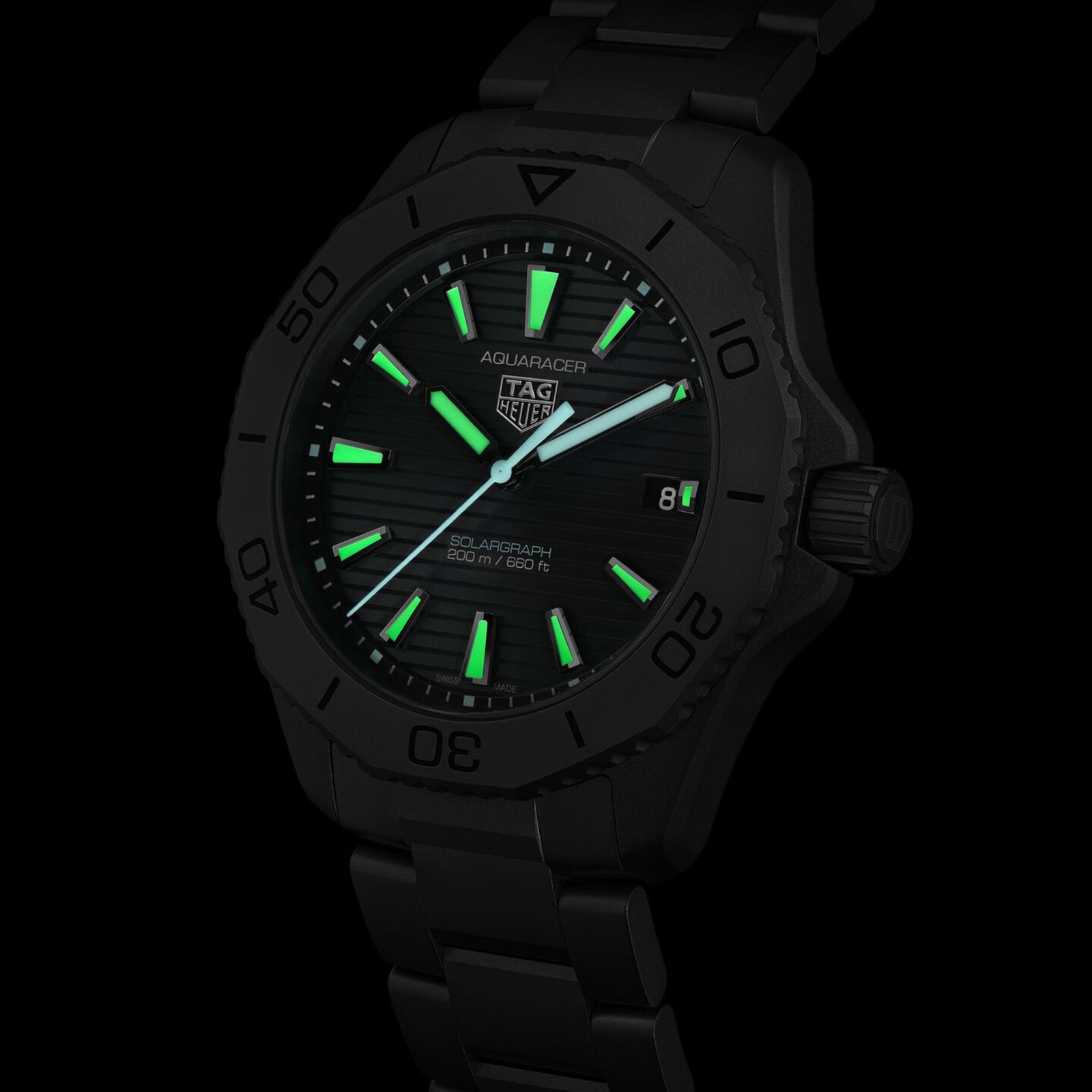 TAG Heuer Aquaracer Professional 200 Solargraph 40mm Mens Watch Titanium TAG Heuer Aquaracer Professional 200 Solargraph 40mm Mens Watch Titanium