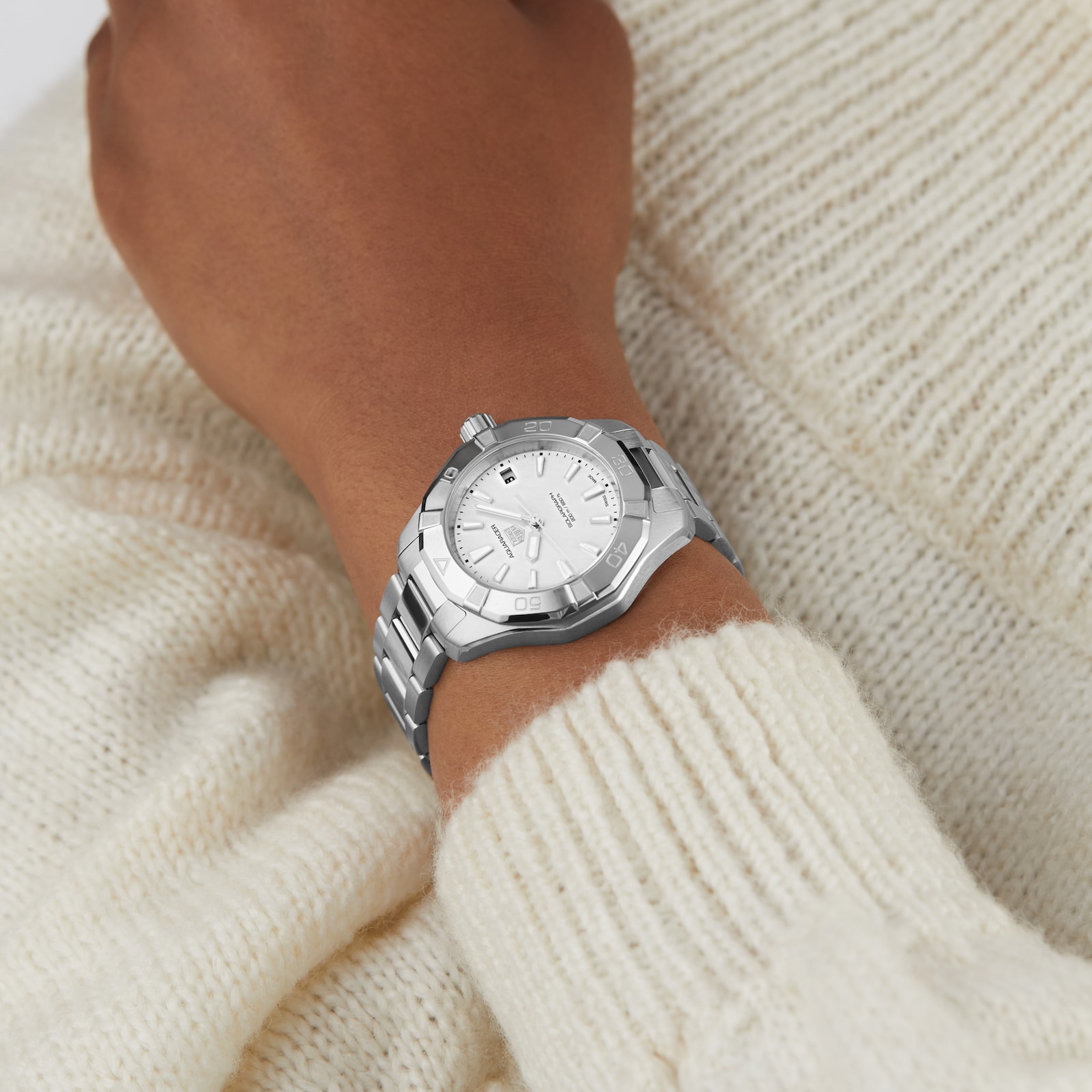 TAG Heuer Aquaracer Professional 200 Solargraph 34mm Ladies Watch Mother Of Pearl