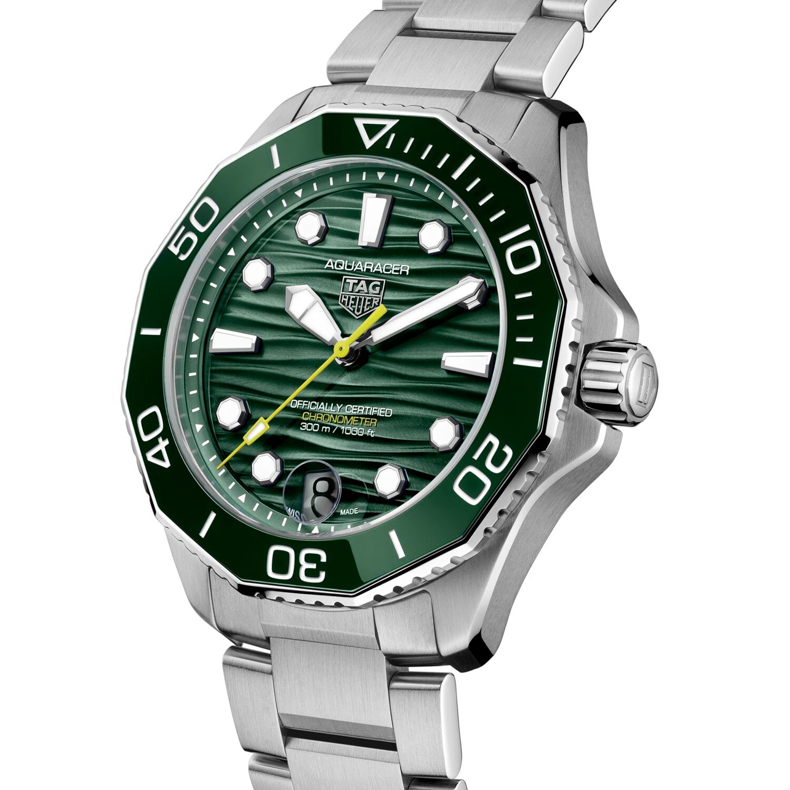 TAG Heuer Aquaracer Professional 300 Date 42mm Mens Watch Green TAG Heuer Aquaracer Professional 300 Date 42mm Mens Watch Green