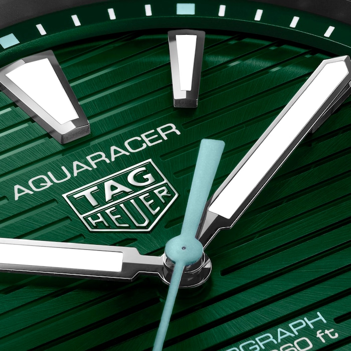 TAG Heuer Aquaracer Professional 200 Solargraph 40mm Mens Watch Green