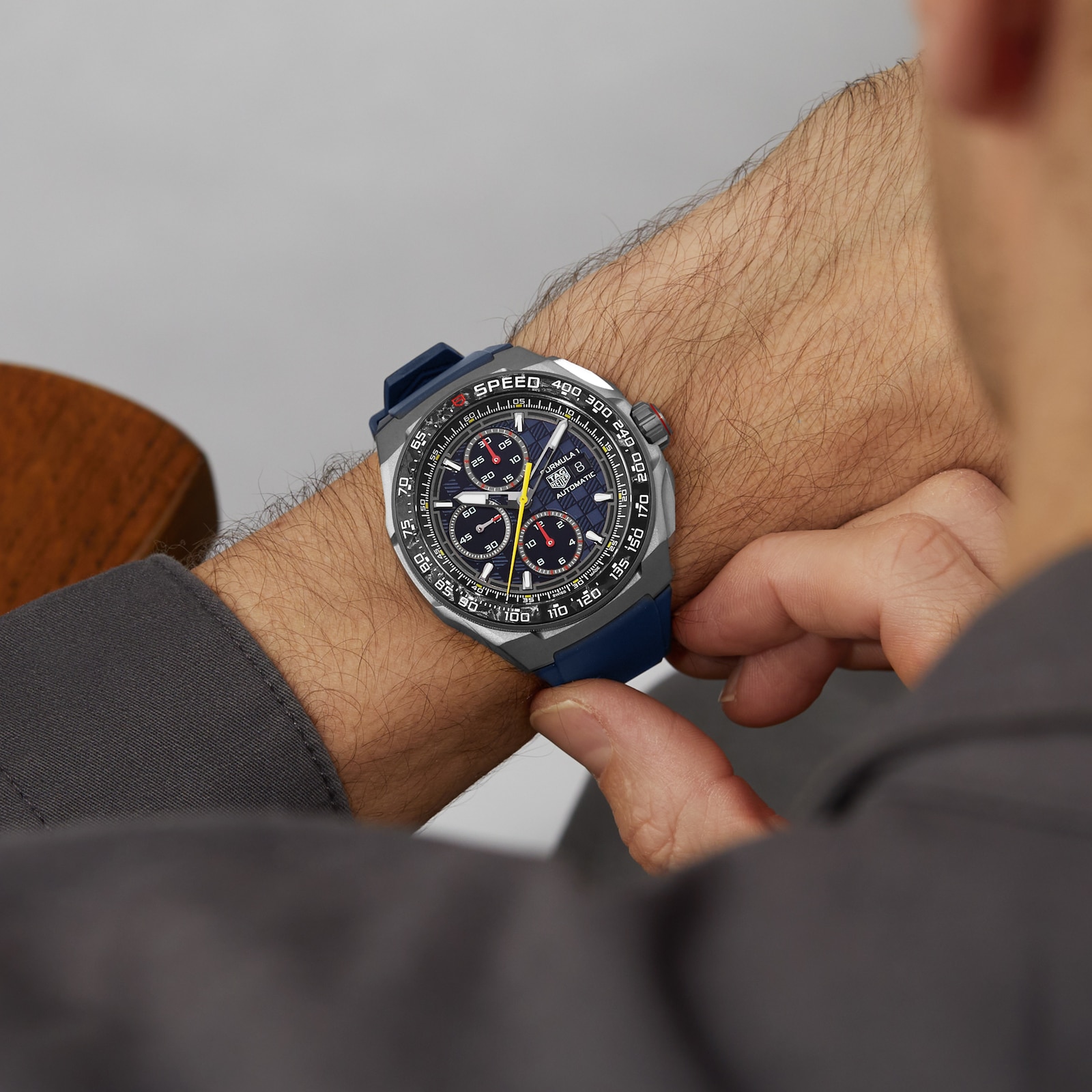 TAG Heuer Formula 1 Chronograph Oracle Red Bull Racing 44mm Mens Watch