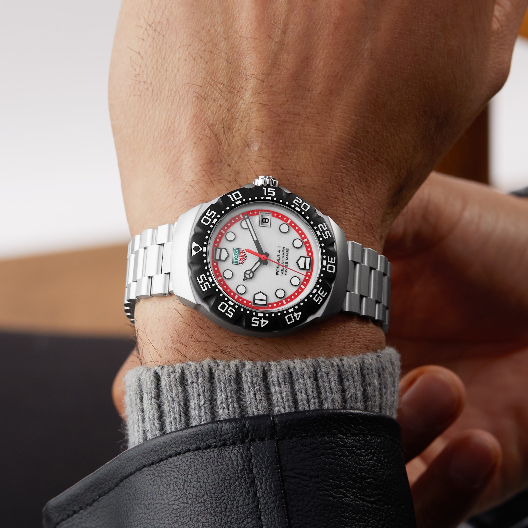 TAG Heuer Formula 1 Solargraph 38mm Mens Watch White TAG Heuer Formula 1 Solargraph 38mm Mens Watch White
