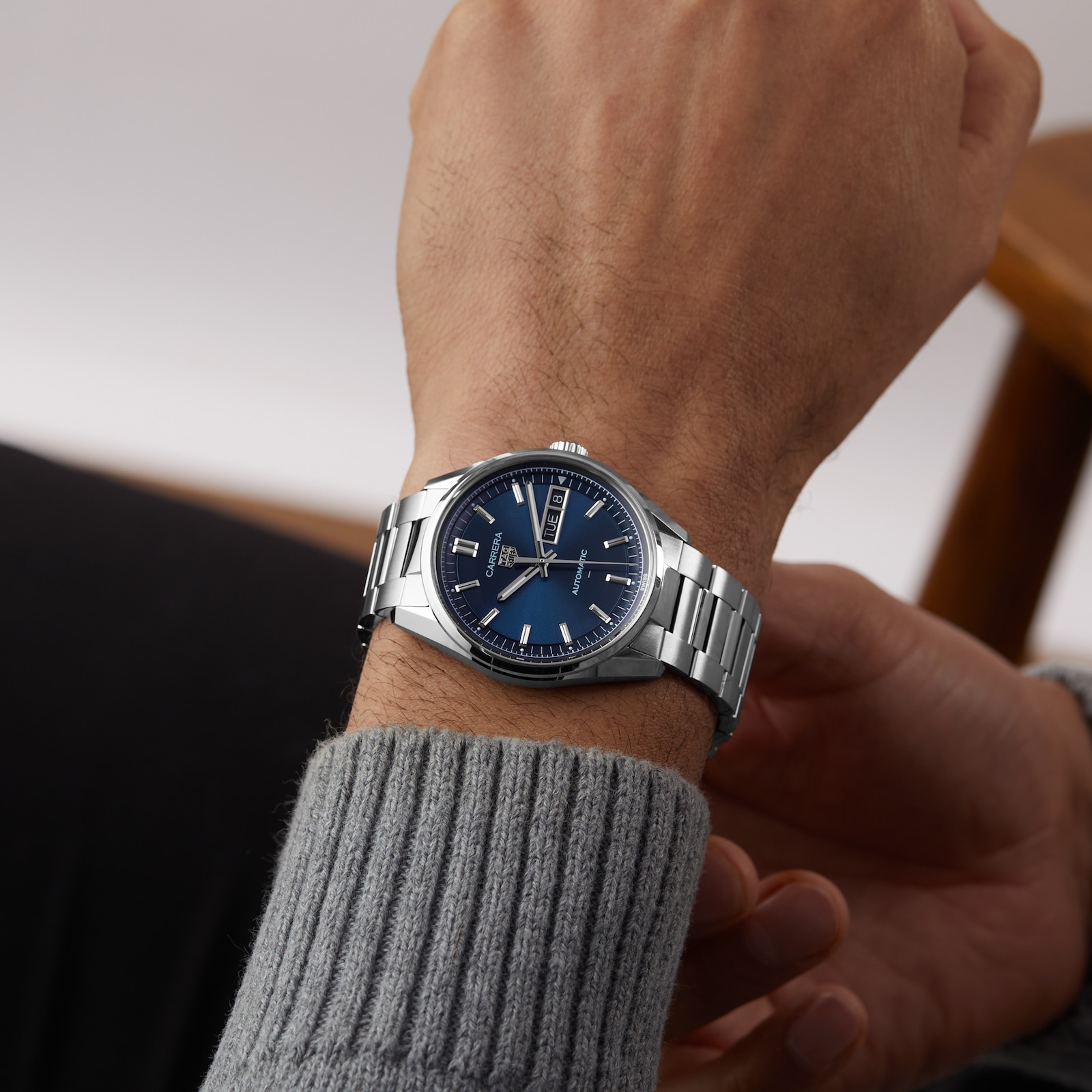 TAG Heuer Carrera Day-Date 41mm Mens Watch Blue