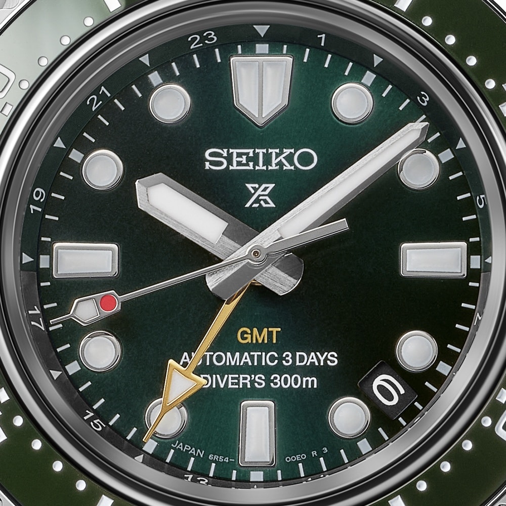 Seiko Prospex Diver's 1968 300M Heritage GMT 42mm Mens Watch Pacific Green