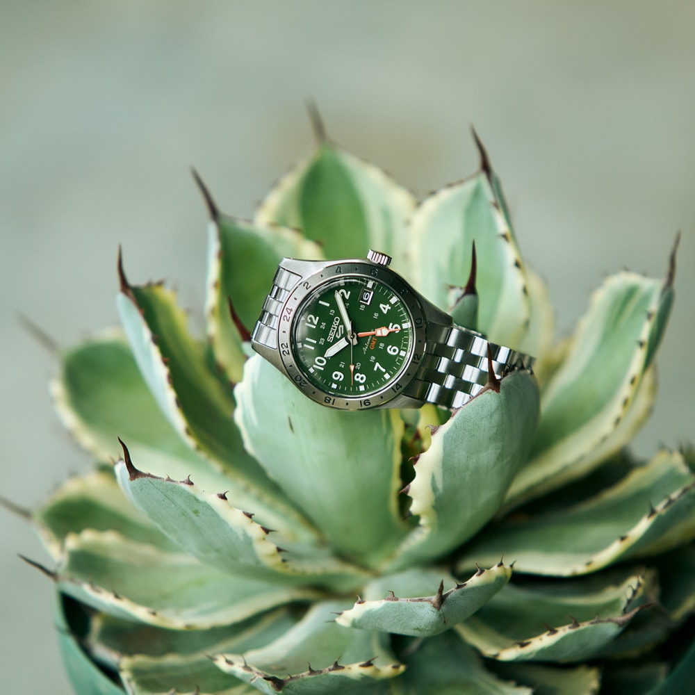 Seiko 5 Sports 5 Sports Field GMT Khaki Drill Green Mens Watch Seiko 5 Sports 5 Sports Field GMT Khaki Drill Green Mens Watch