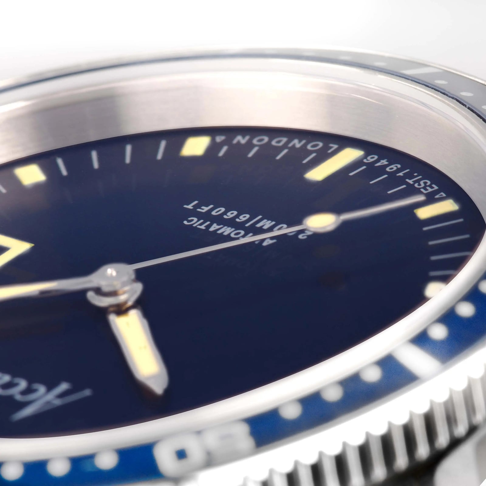 Accurist Dive Stainless Steel Blue Dial Mens Watch
