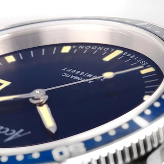 Accurist Dive Stainless Steel Blue Dial Mens Watch