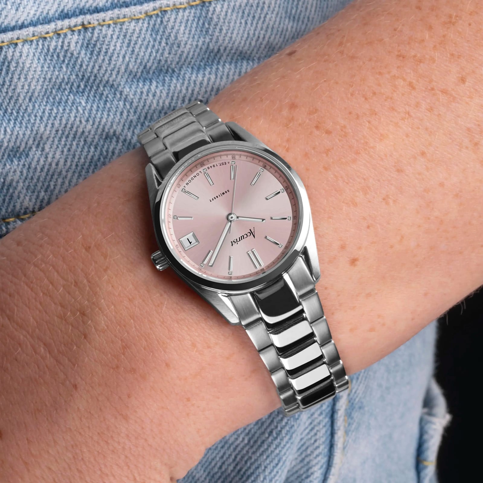 Accurist Everyday Stainless Steel Pink Dial Ladies Watch Accurist Everyday Stainless Steel Pink Dial Ladies Watch