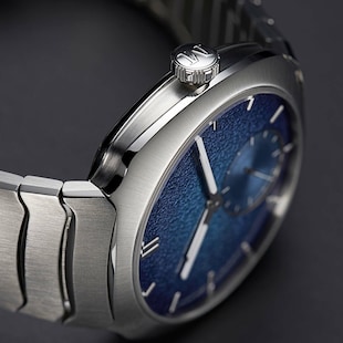 H. Moser & Cie Streamliner Small Seconds 39mm Mens Watch Blue