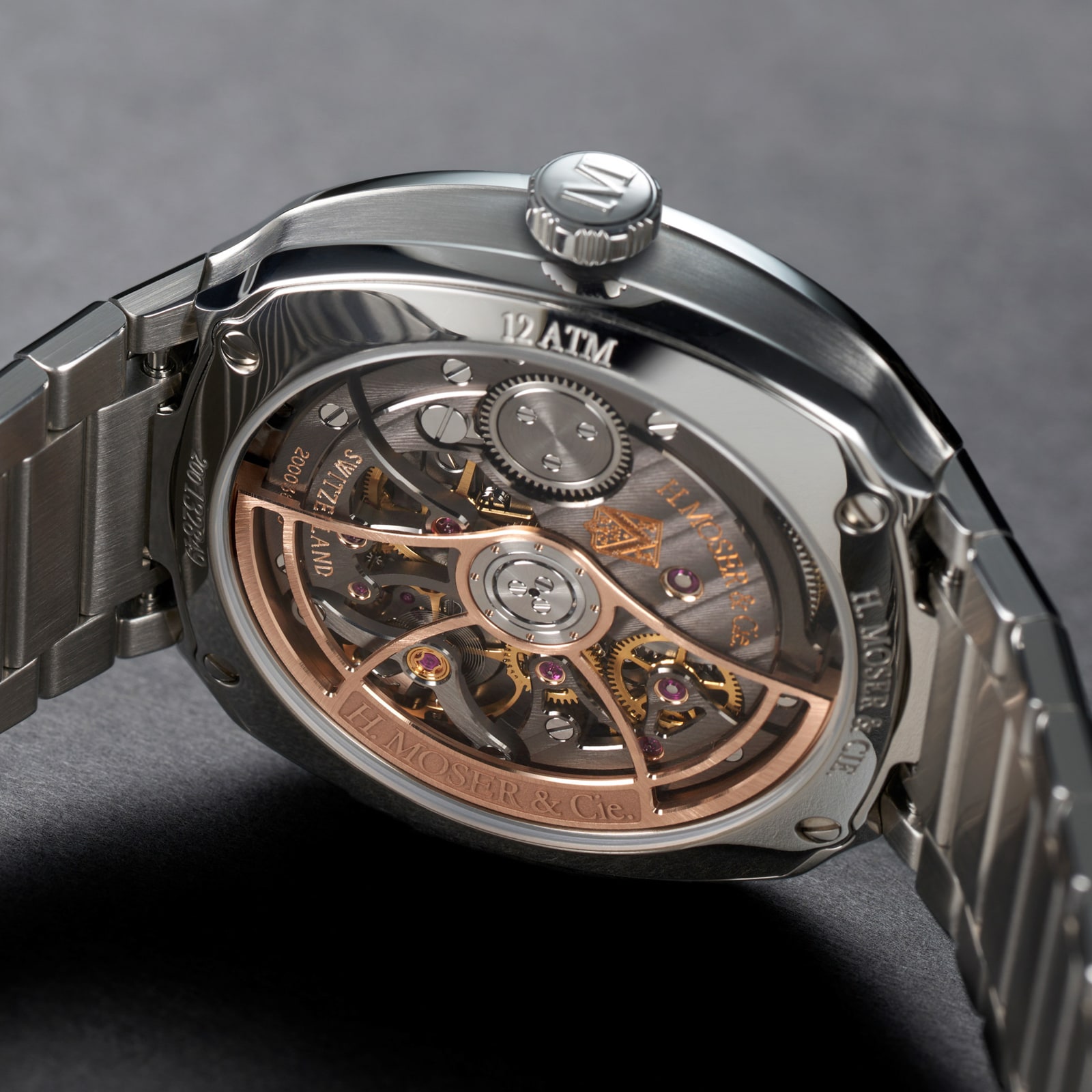 H. Moser & Cie Streamliner Centre Seconds Matrix  40mm Mens Watch Green