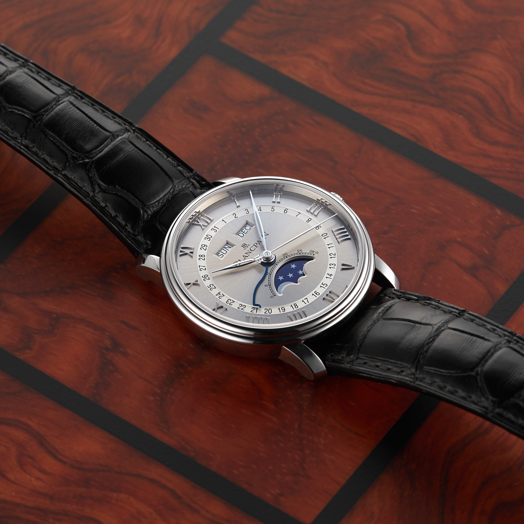 Blancpain Villeret Quantieme Complet 40mm Mens Watch Grey Blancpain Villeret Quantieme Complet 40mm Mens Watch Grey