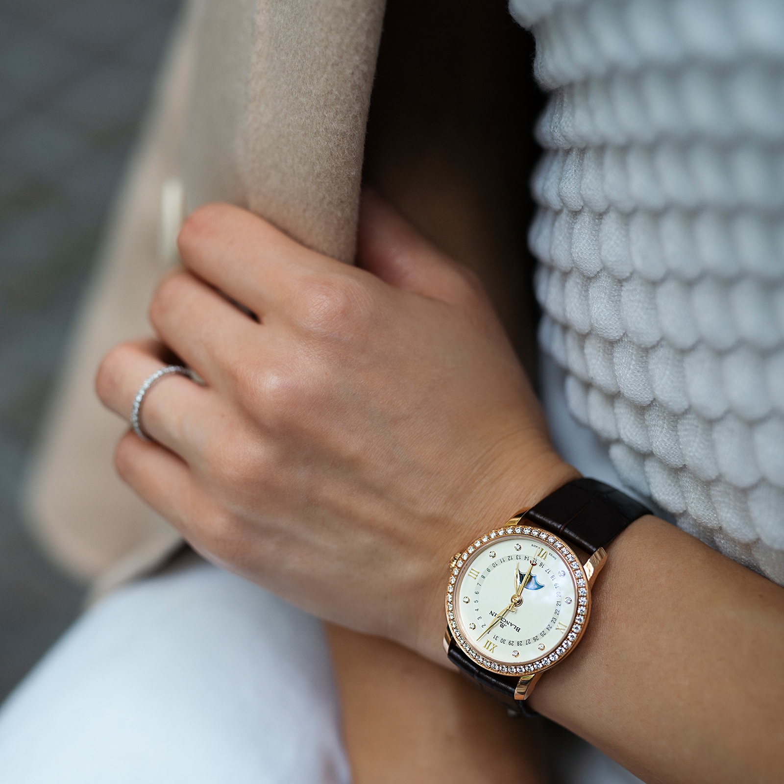 Blancpain Villeret Quantieme Phases de Lune 33mm Ladies Watch White